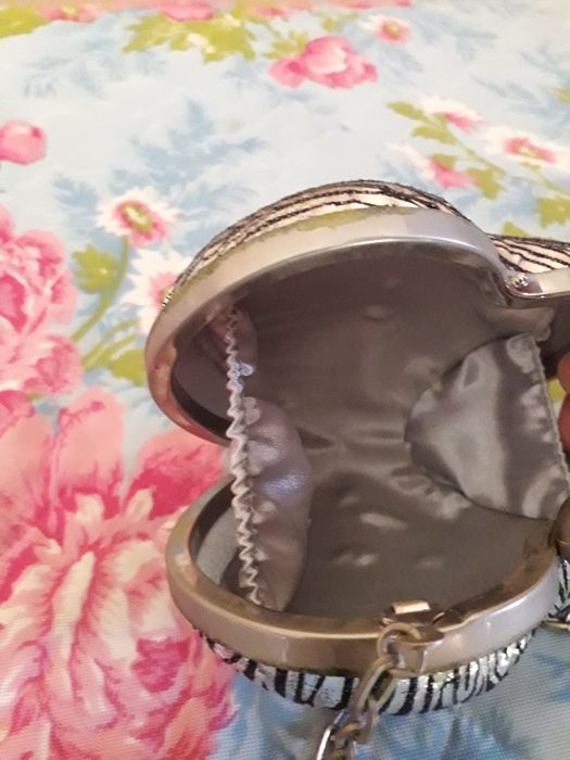 Сумочка театральна