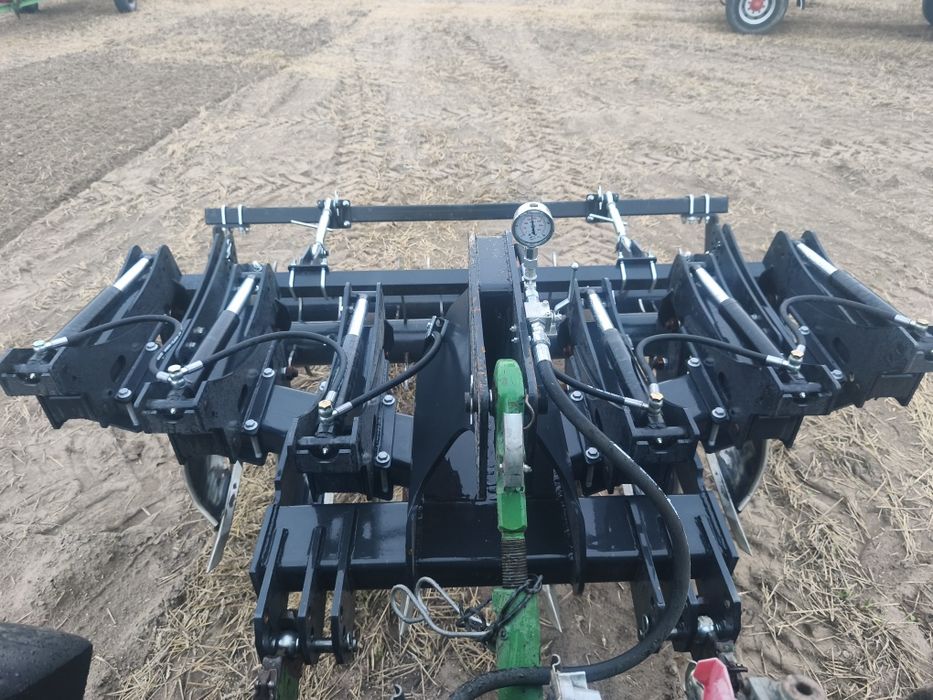 Głębosz szerokość robocza 2500