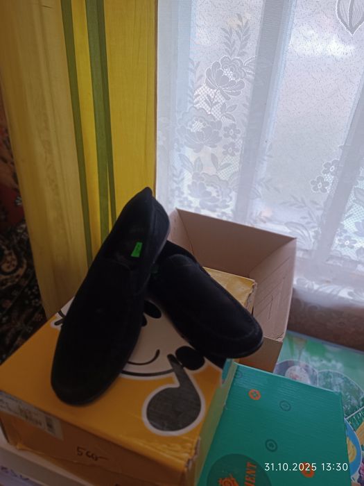 Продам туфлі на хлопчика