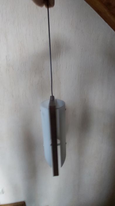 Lampa wisząca drewno - szkło