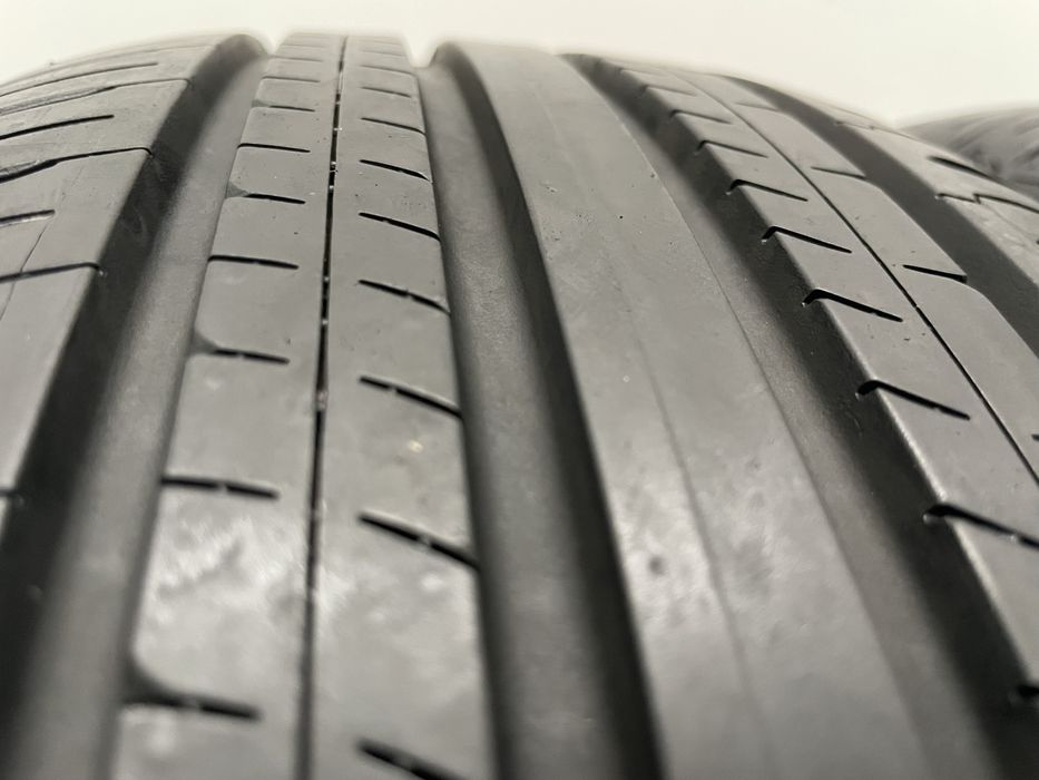 2 Pneus 215/50 R18 Falken