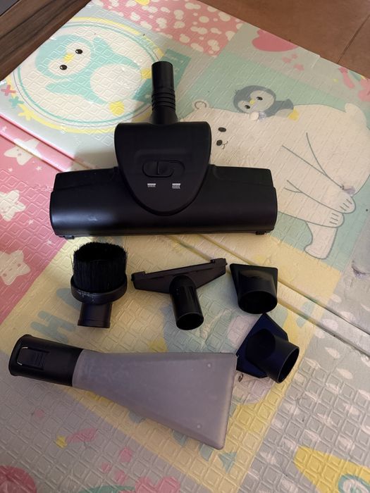 Пилосос миючий Bosch Wet&dry BWD41740