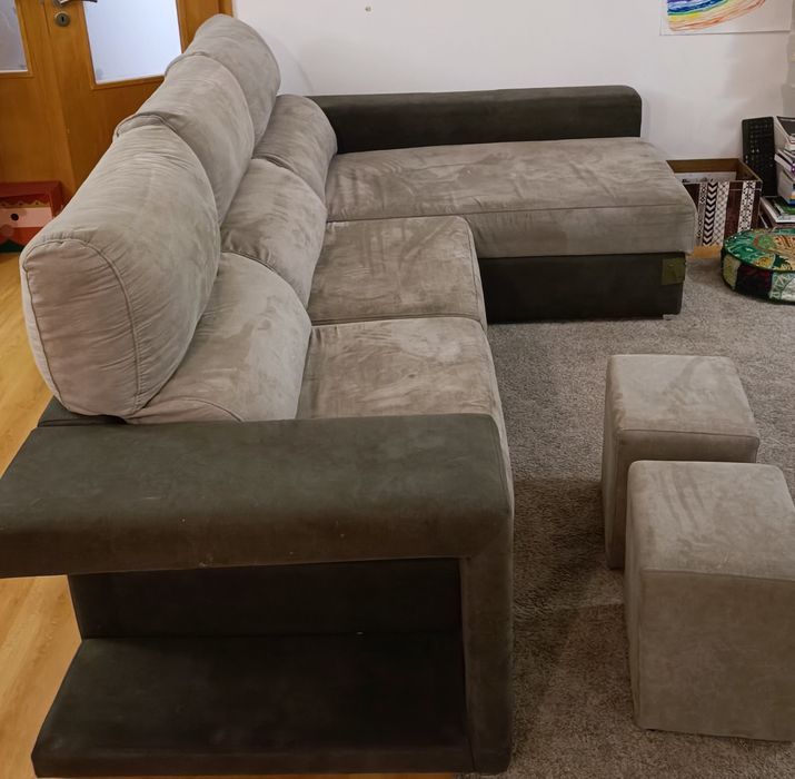 Sofá 3 lugares com chaise longue - OPORTUNIDADE