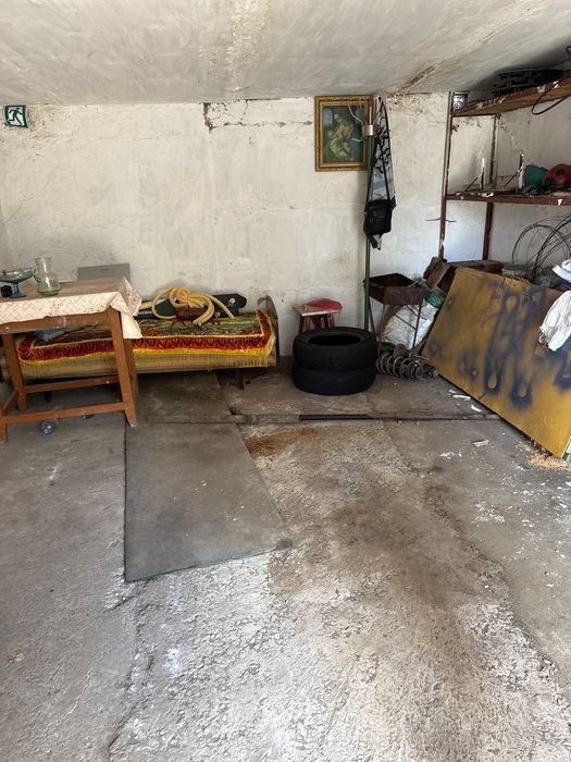 Продам гараж в м Марганець