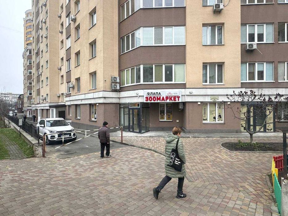 Оренда приміщення під зоомагазин, салон краси, Вишневе