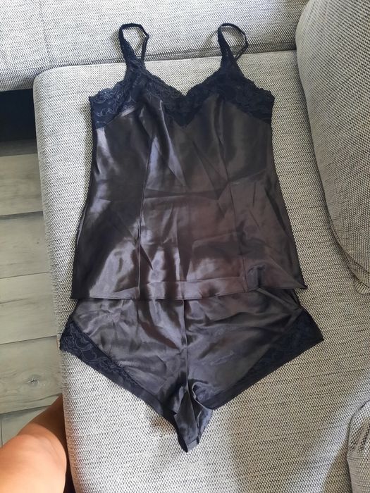 Satynowy komplet roz M