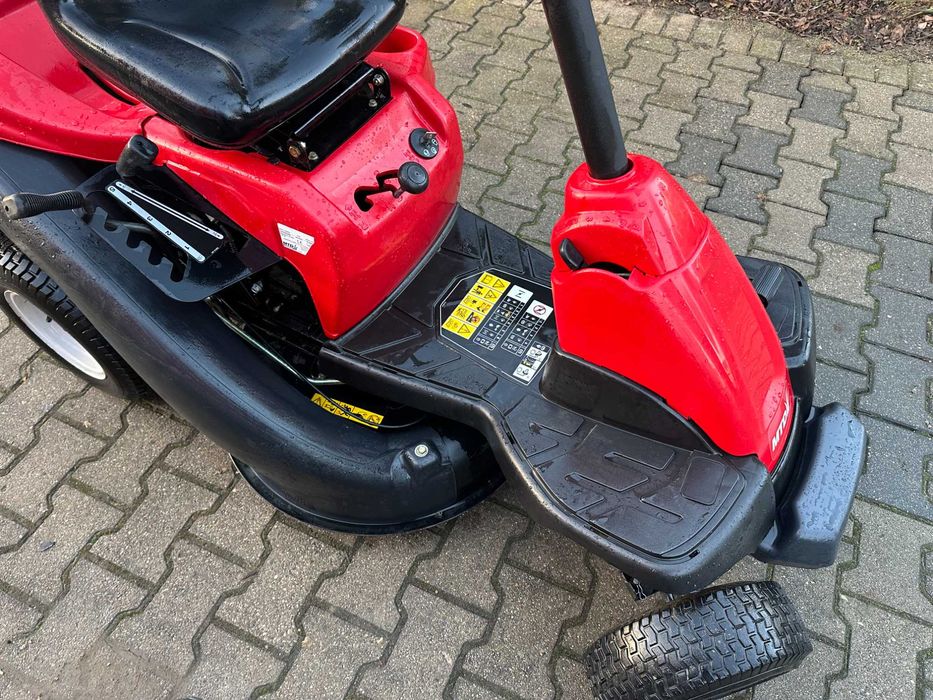 Kosiarka traktorek MTD Rider Briggs Stratton 875 z koszem Wolf garten