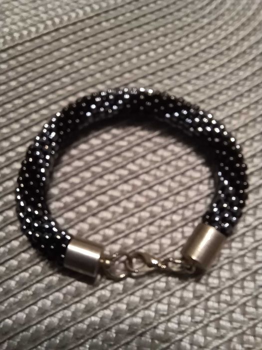 Bransoletka koralikowa sznur.