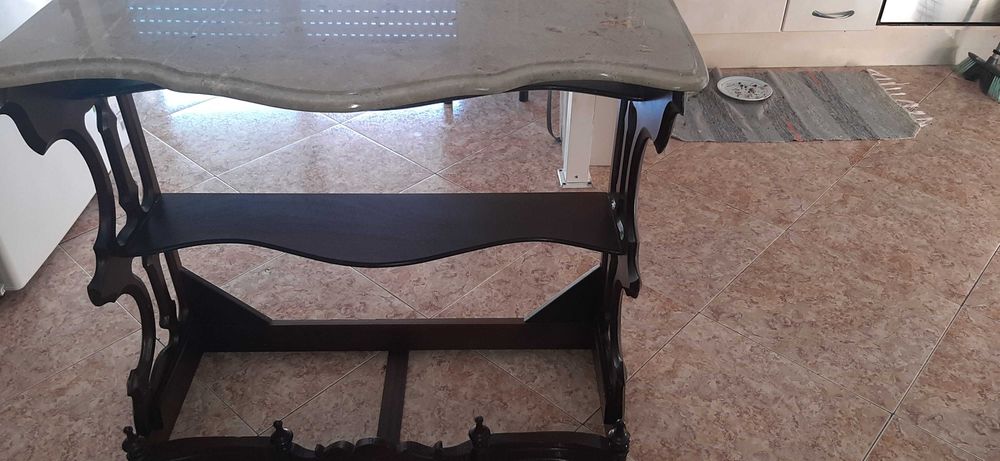 Consola em madeira e mármore