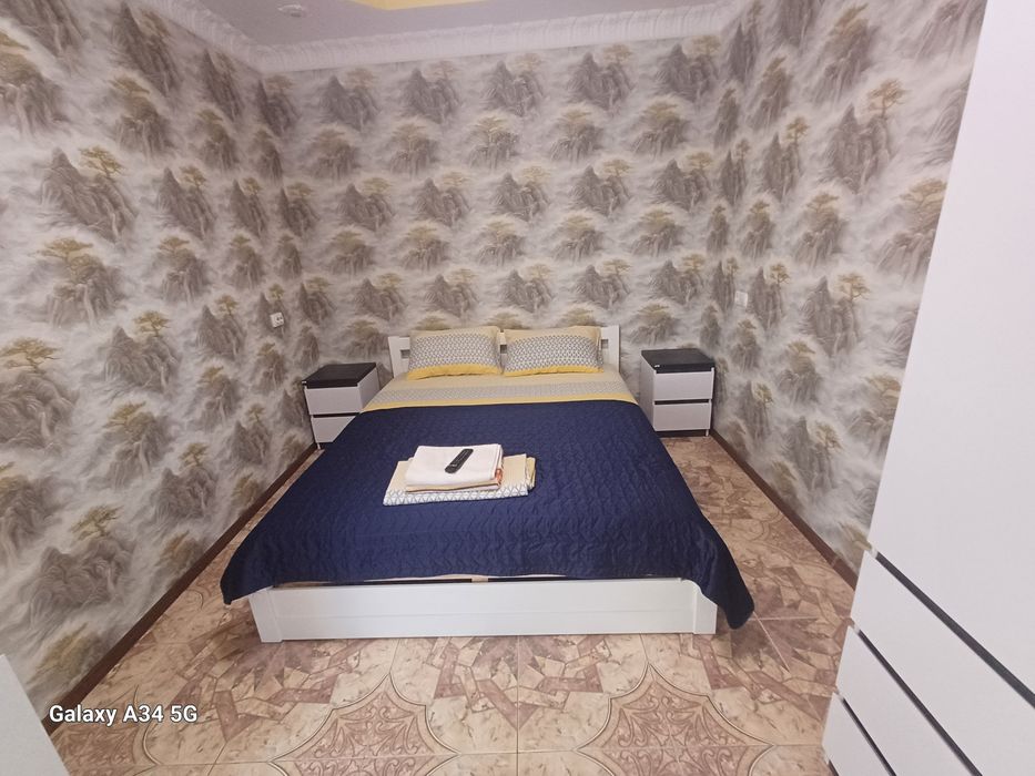 Здаю подобово 2 поверховий будинок