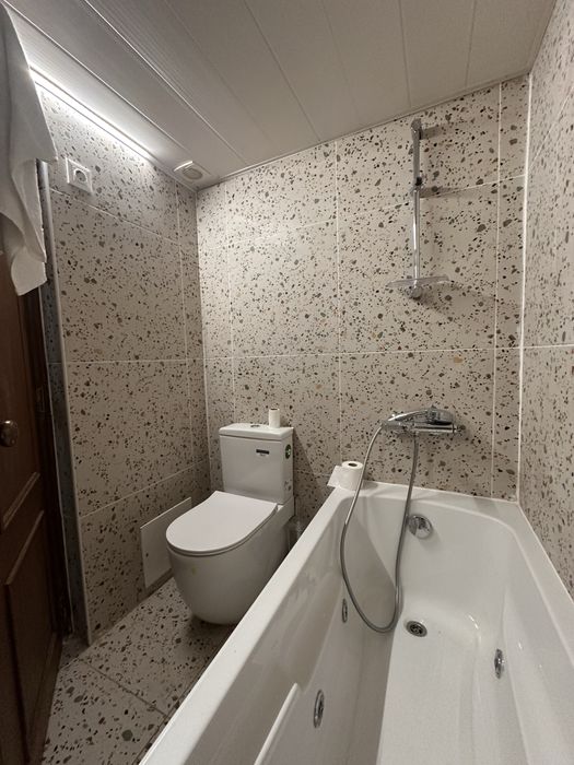 Armazem com 100m2 Algueirao /Sintra