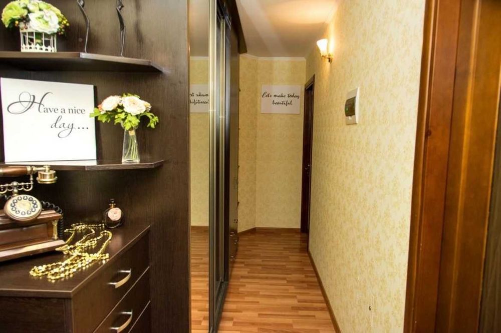 Подобово та погодинна  1-кімнатна квартира класа ЛЮКС, район Поділля