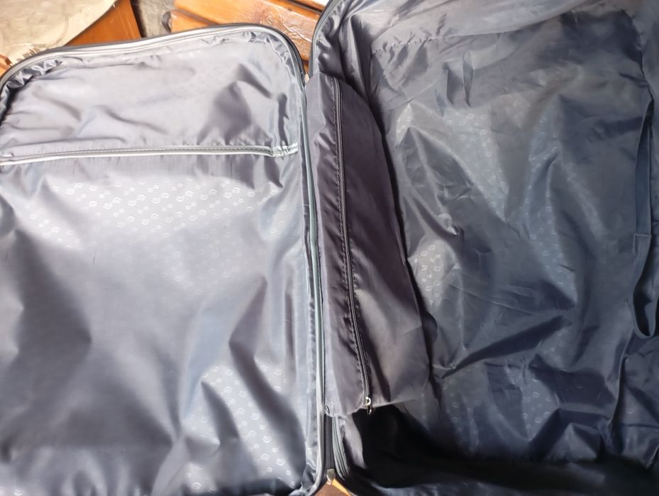 Продам валізу в хорошому стані