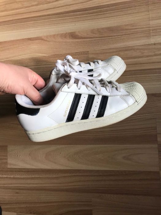 Buty damskie ADIDAS Superstar biae r. 38 sportowe Sneakersy Krakw  Zwierzyniec  OLX.pl
