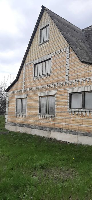 Продаж власного будинку