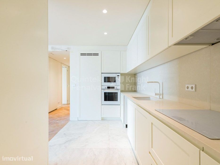 Apartamento T2 para arrendamento em Alcântara, Lisboa