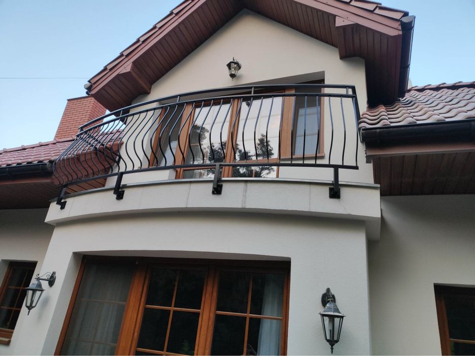 Balustrady metalowe wewnętrzne i zewnętrzne
