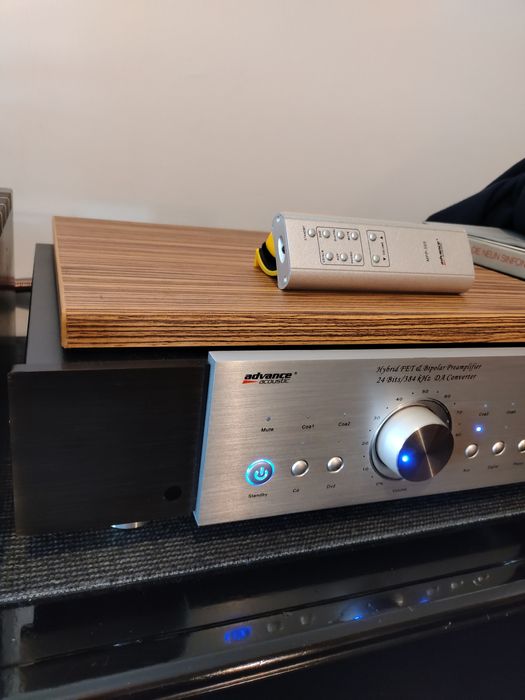 Preamplificador híbrido  da Advance Acústico Mpp 505