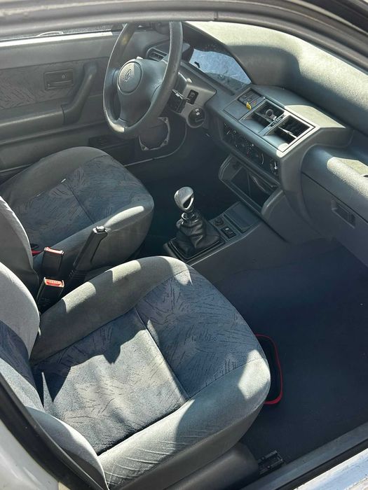 renault clio com alguns a fazeres