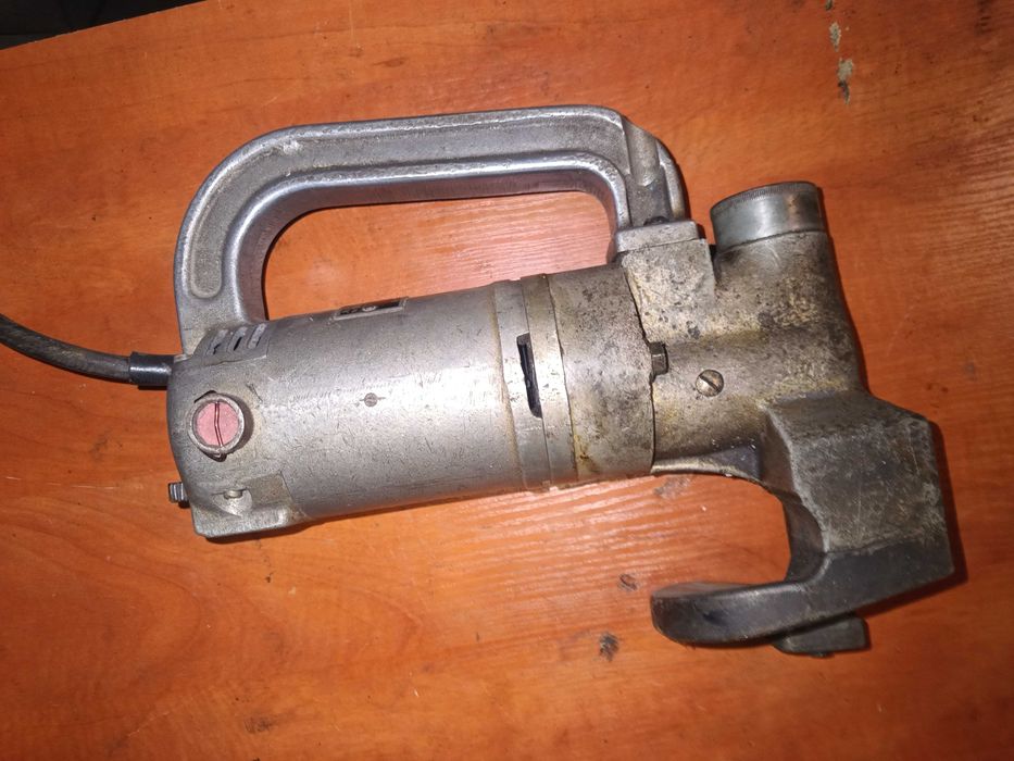 Nożyce do blachy AEG typ HKS-3