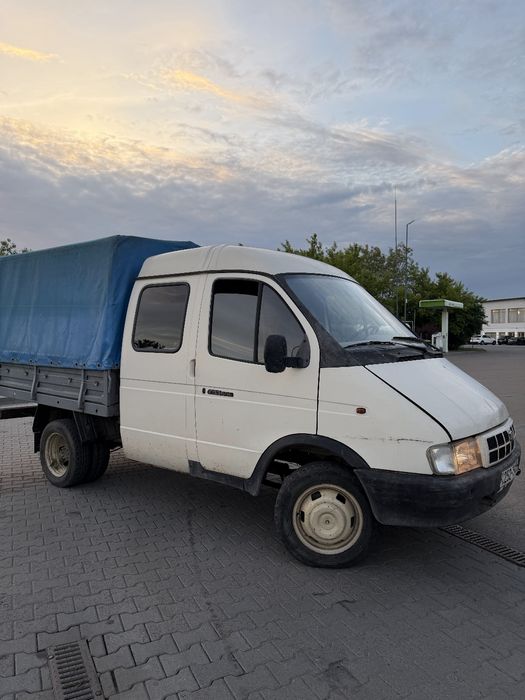 ГАЗель 3302 2001р 2.4 Газ/Бензин