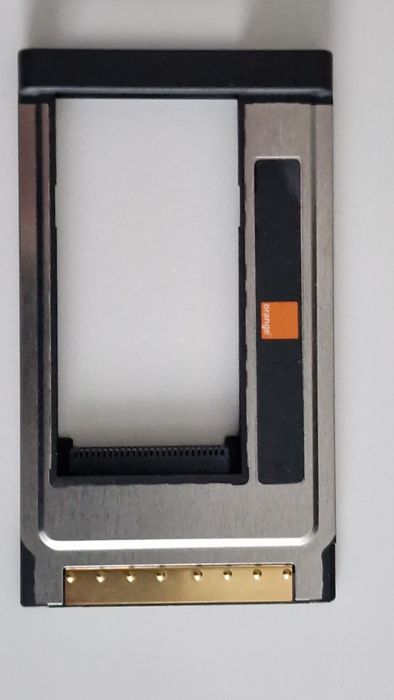 Modem Merlin XU870 po Business Everywhere od  Orange