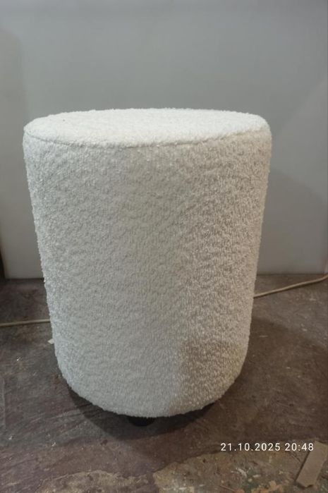 Пуф , банкетка , атаманка нові