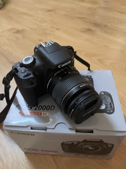 Canon EOS 2000D
