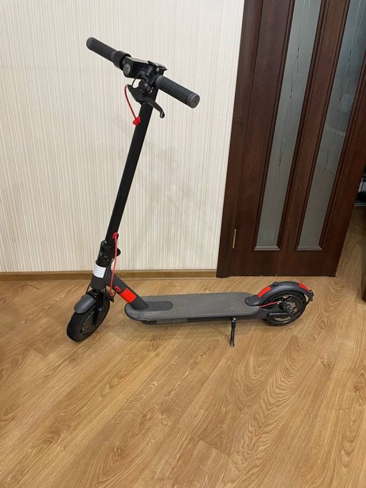 Электросамокат Xiaomi м365