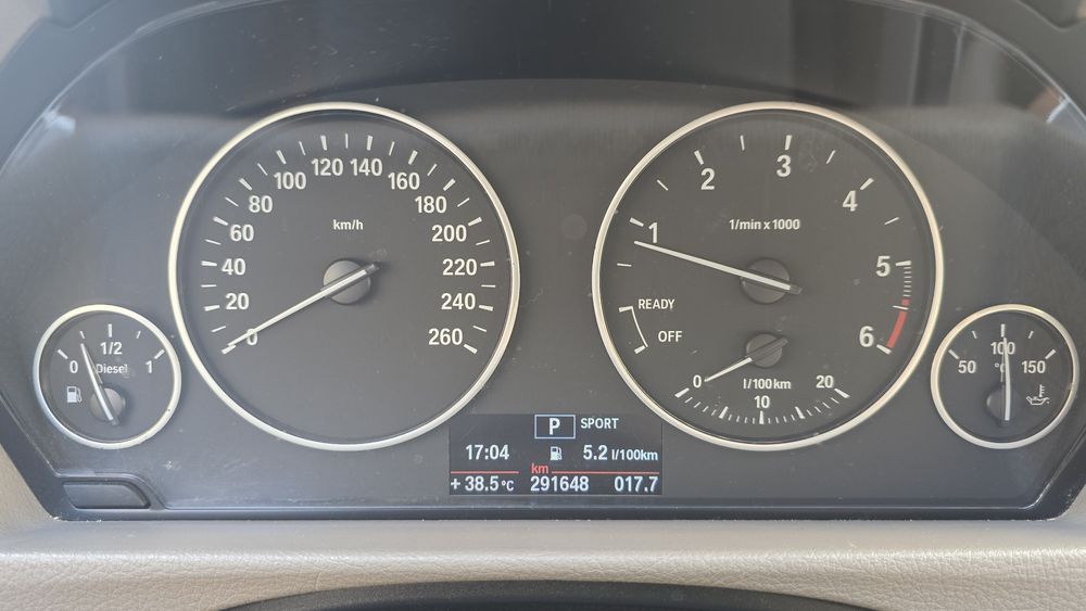 BMW 320 — fotografia 9