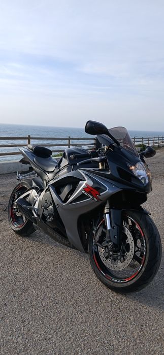 Vendo ou troco GSXR k7