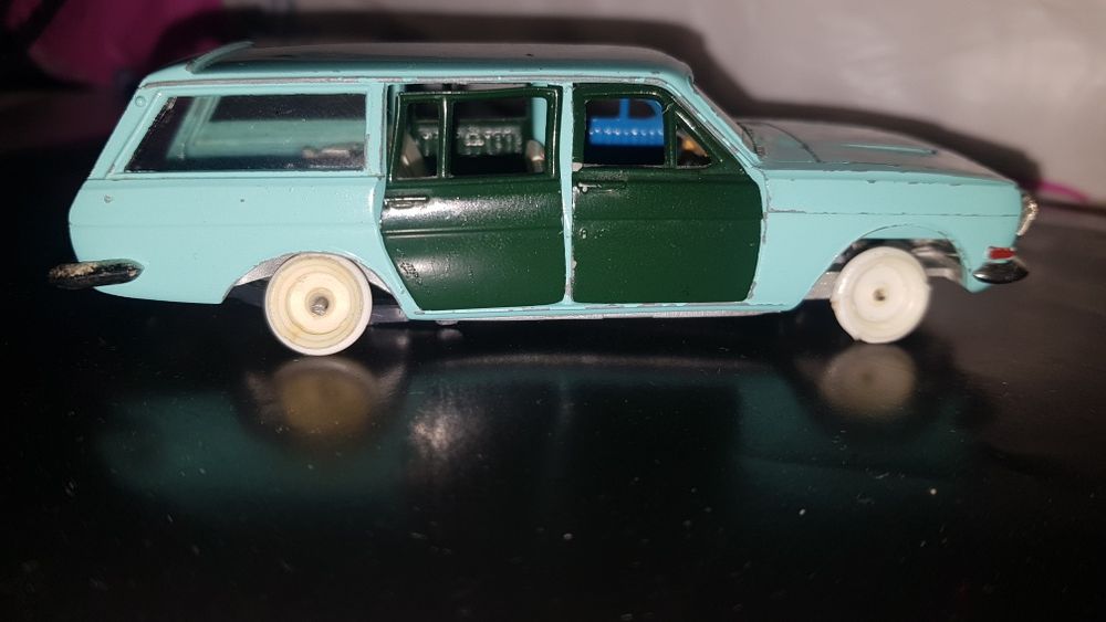 Волга газ 2402.СССР.1/43.Саратов.