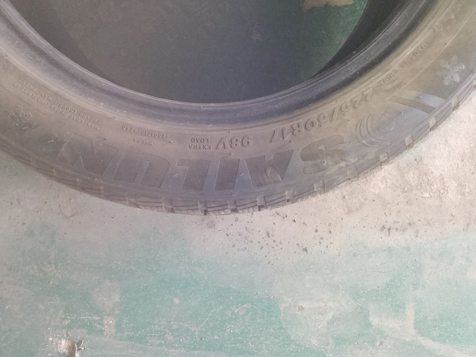 Продаються хороша резина