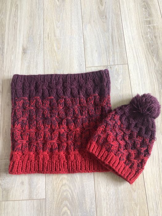 Zestaw czapka i komin