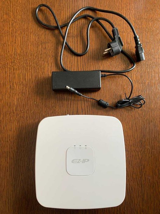 Мережевий IP відеореєстратор Dahua DH-NVR1A04-4P