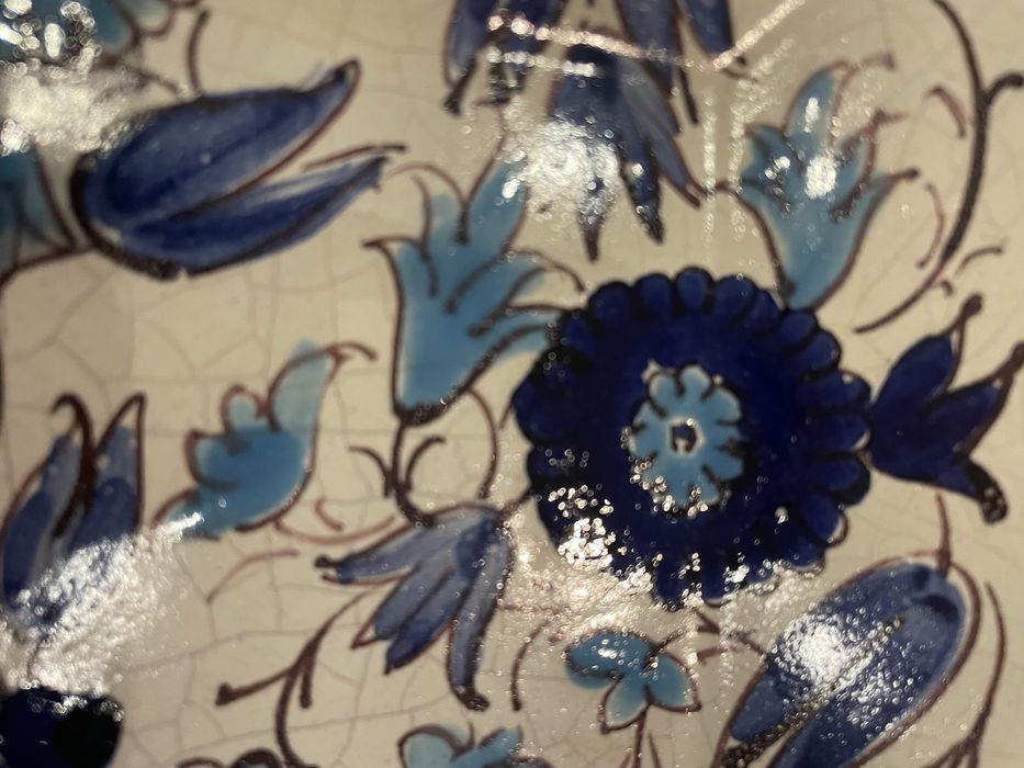 Prato traveça ceramica pintado a mão
