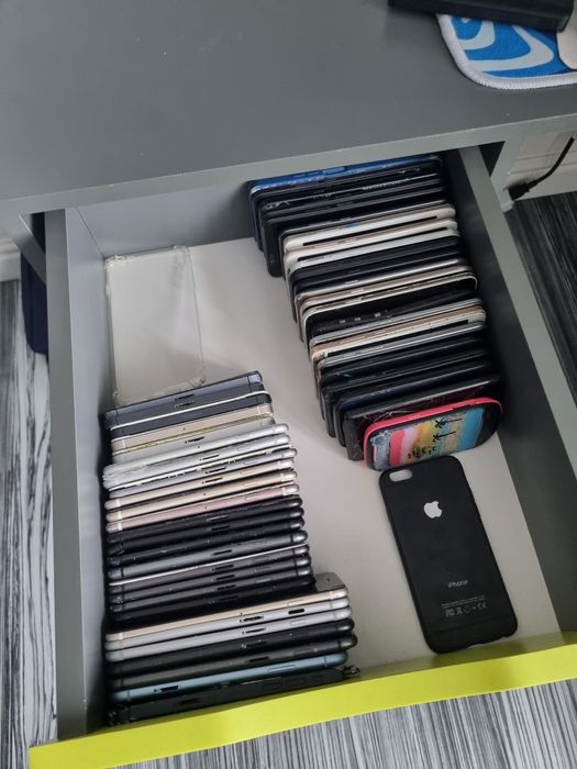 Рабочие телефоны iPhone Samsung