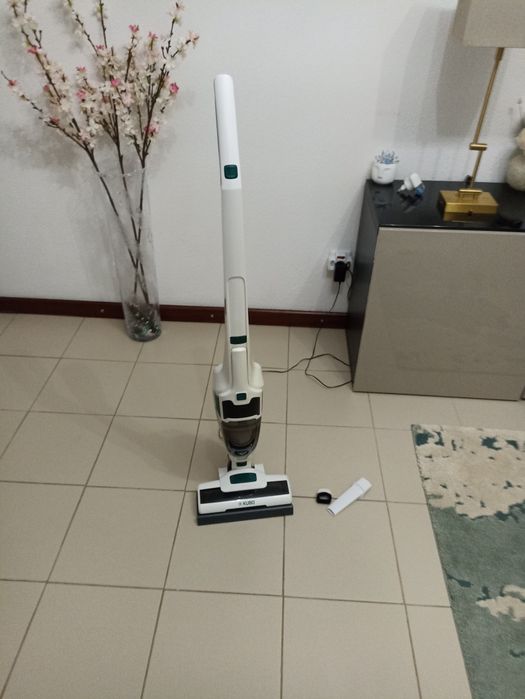 Aspirador vertical como novo 2 em 1