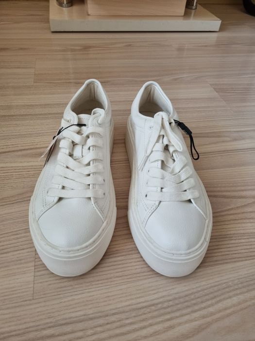 Кеди жіночі Zara, 41 розмір, нові.