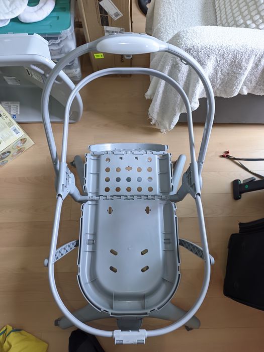 Chicco Baby Hug 4 em 1 – Berço, Espreguiçadeira e Cadeira de Papa