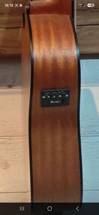Super  Ibanez  elektroakustyk