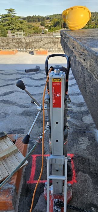 Carote em betão armado