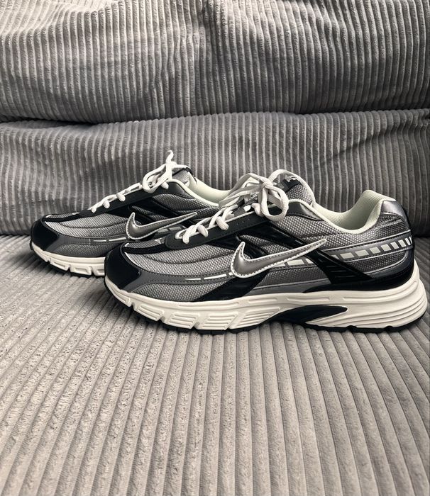 Nike initiator 42 та 45 розміри