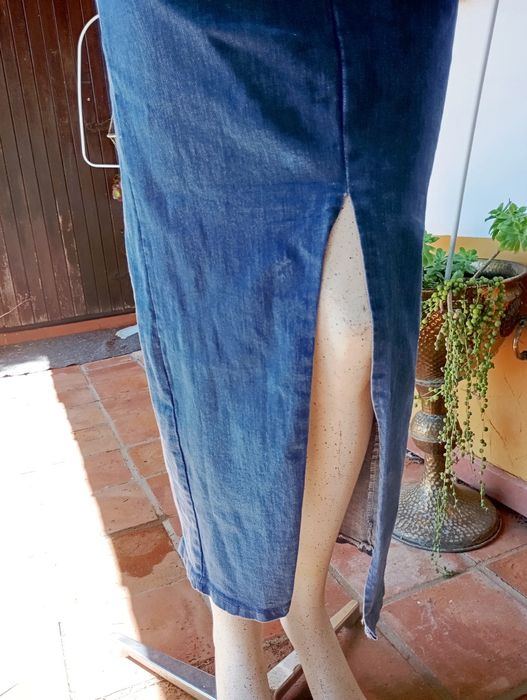 Vestido justo em ganga