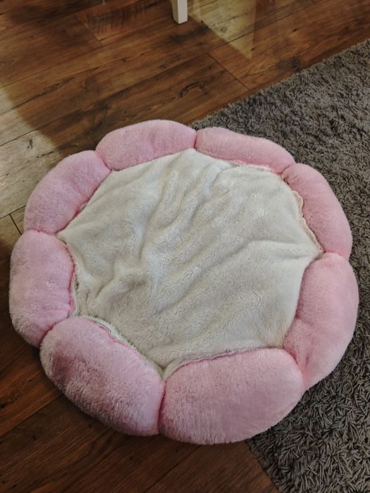 Legowisko dla kota lub psa, nieużywane