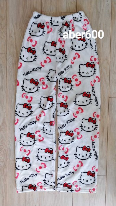 Spodnie Hello Kitty ~ Pluszowe ~ Idealne na Prezent ~ Cudne ~ L/XL