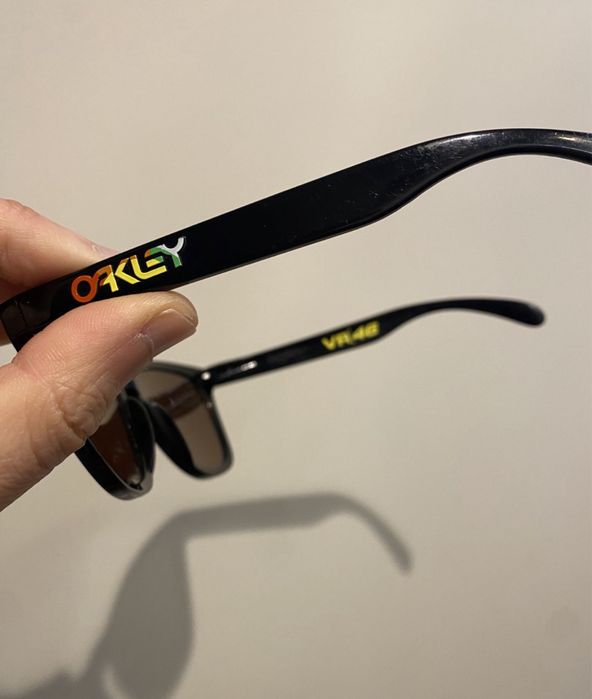 Óculos de sol OKLEY VR46 bom estado originais