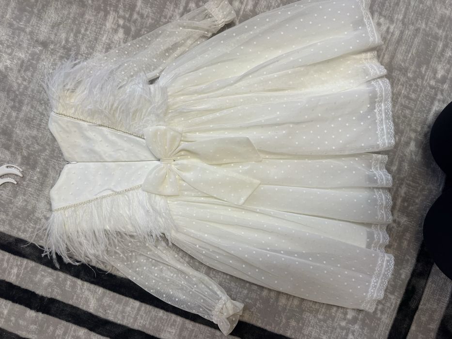 неймовірна сукня пірїнка