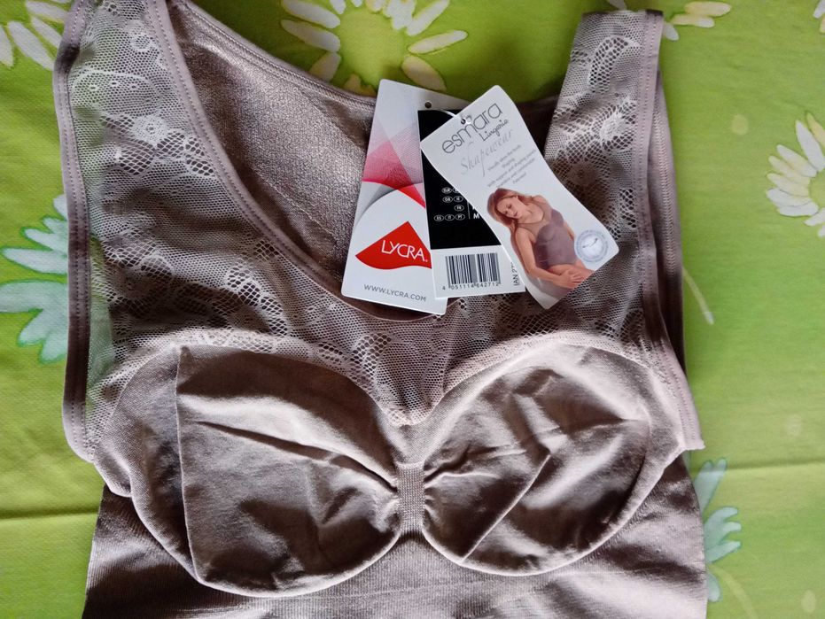 Modelująca halka Esmara