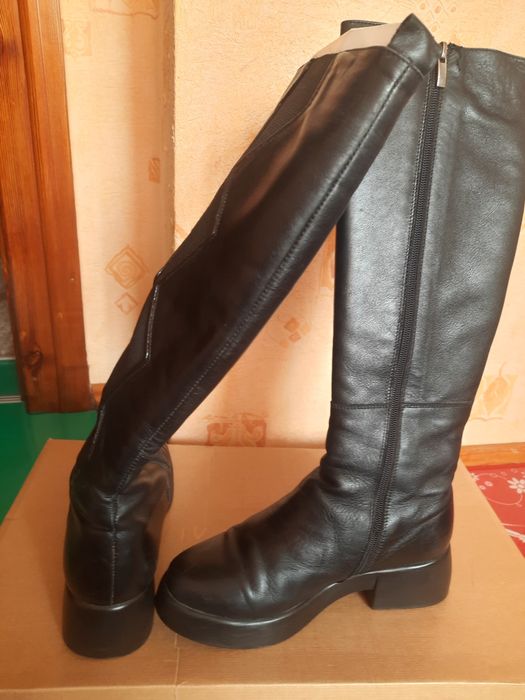 Продам шкіряні сапоги